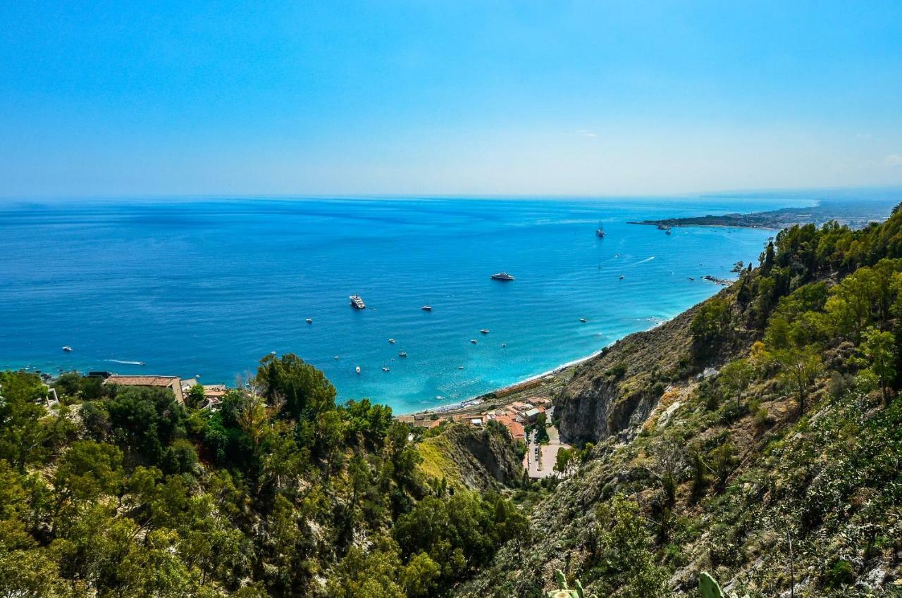 Casa Vacanze Thea Giardini Naxos Ngoại thất bức ảnh