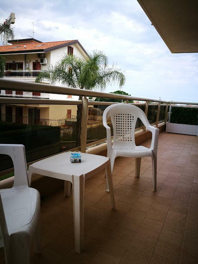Casa Vacanze Thea Giardini Naxos Ngoại thất bức ảnh